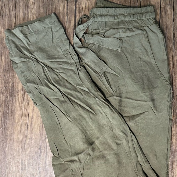 High-waisted pants - Picture 4 of 4